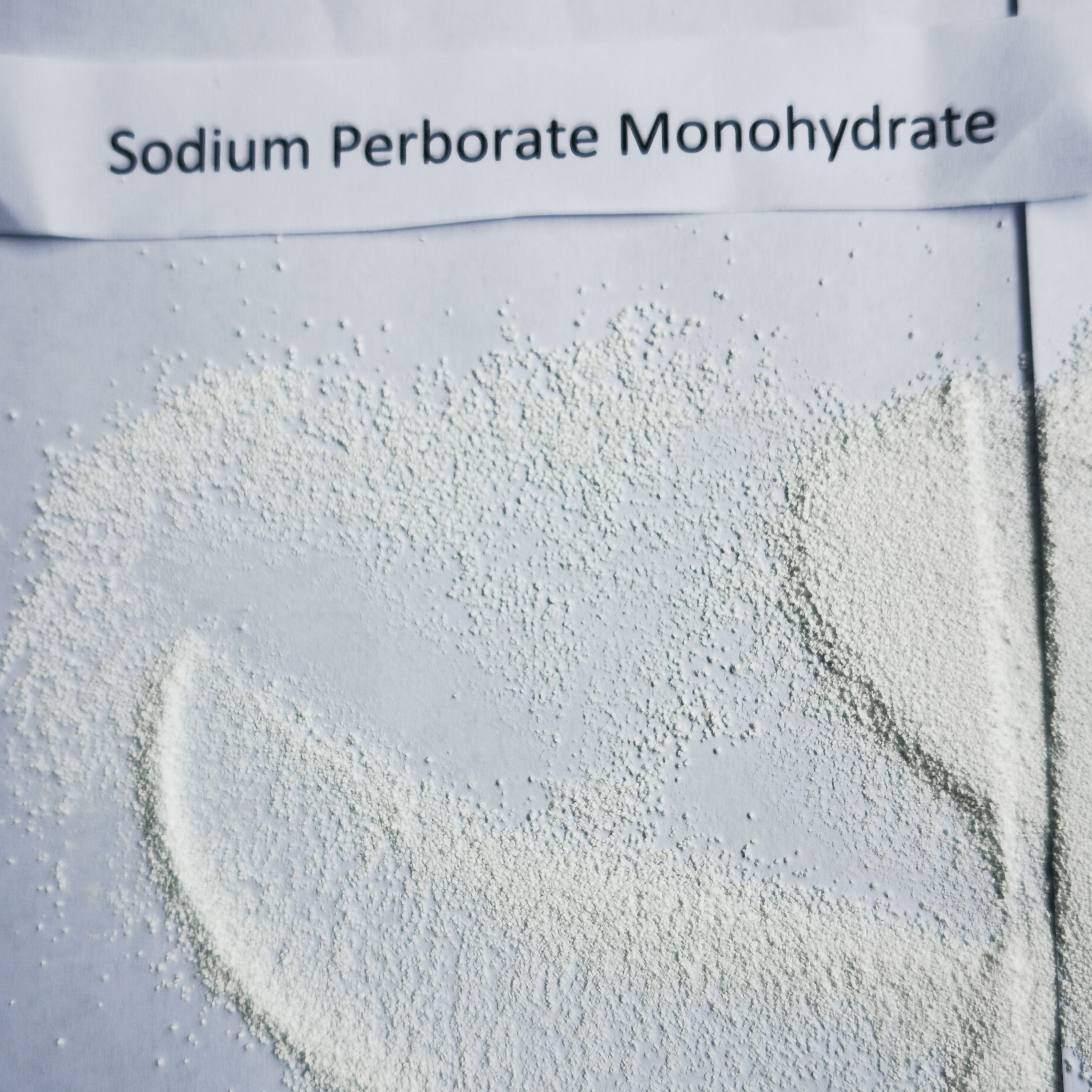 Bezwonny monohydrat nadboranu sodu, stabilny aktywowany wybielacz